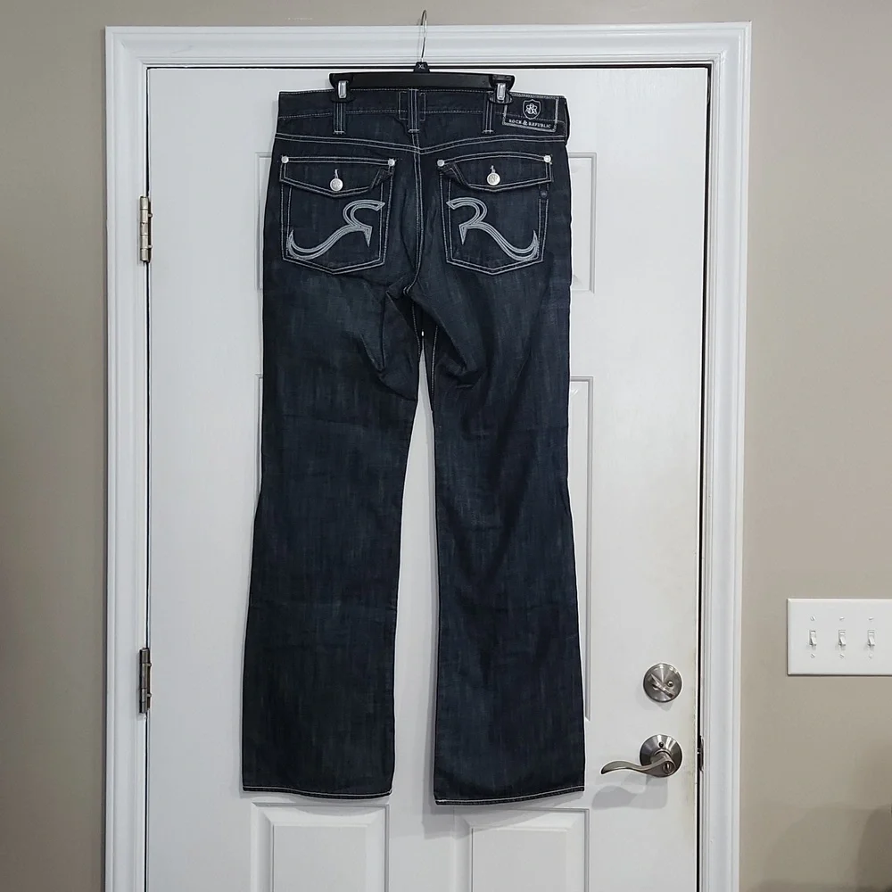 Rock & Republic “Rebellion” Bootcut Jeans size 36x34